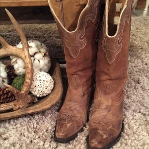 JB Dillan Cowgirl Leather  Boots